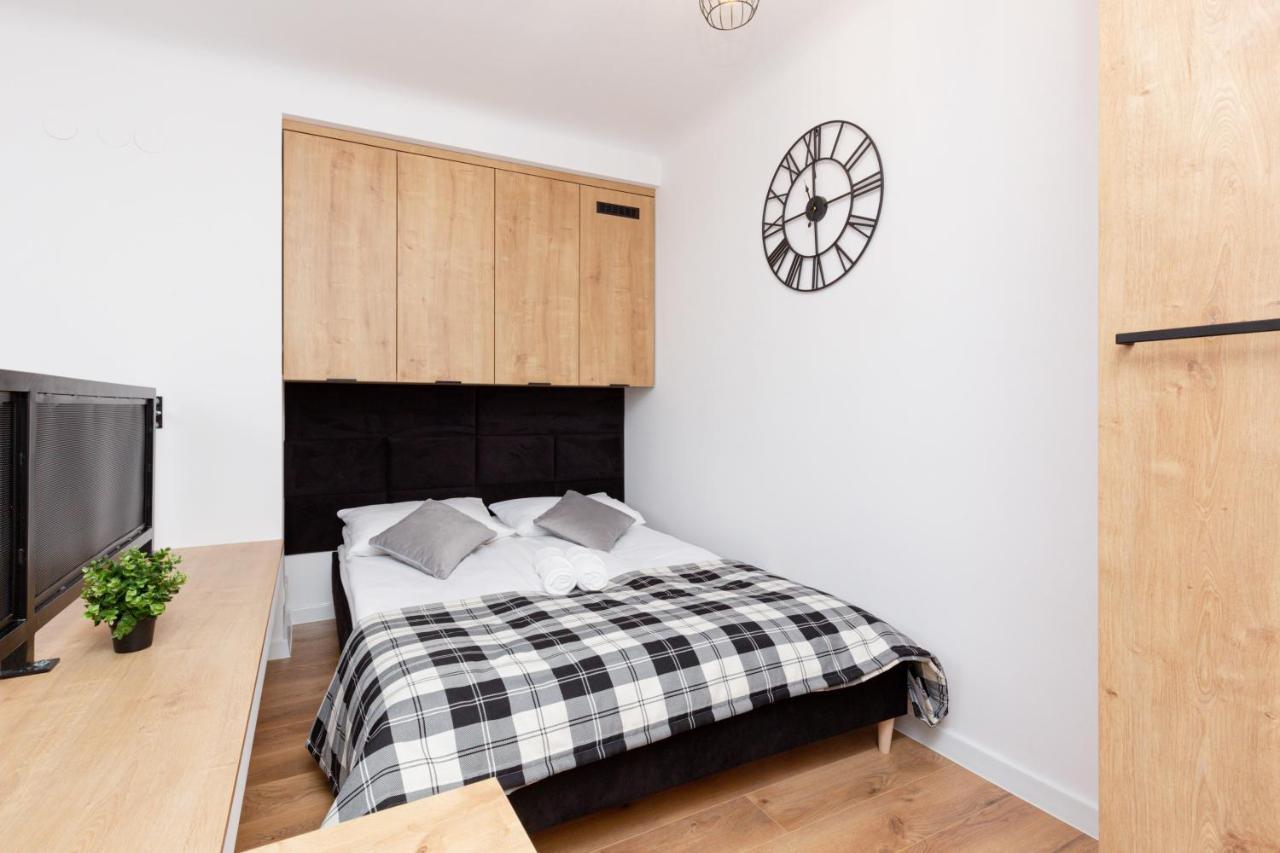 City Center Mezzanine Studio Chmielna By Noclegi Renters Warsaw Luaran gambar