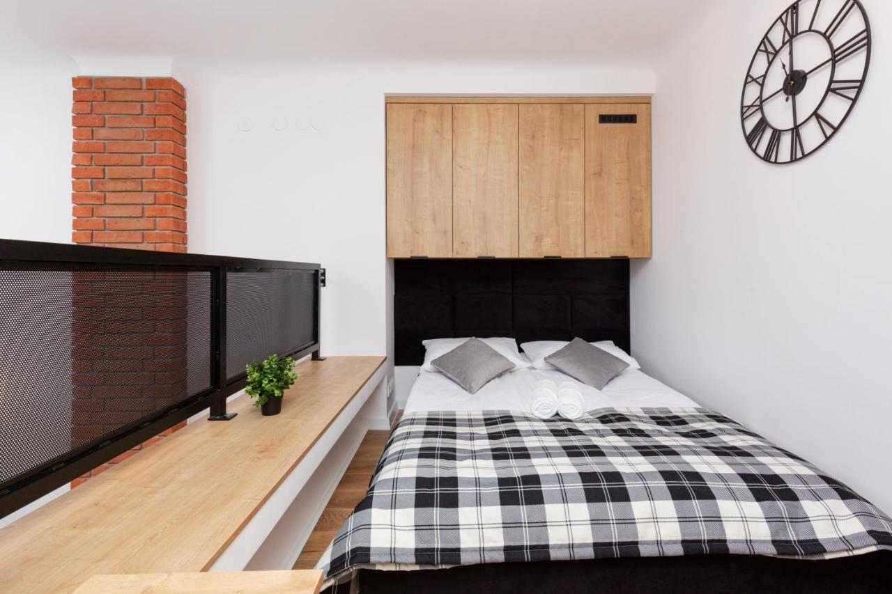 City Center Mezzanine Studio Chmielna By Noclegi Renters Warsaw Luaran gambar